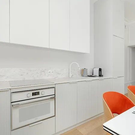 Апартаменты Stylish One-bedroom In By Renters *