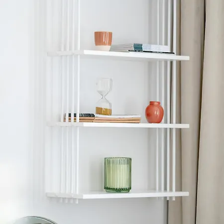 Stylish One-bedroom In By Renters *